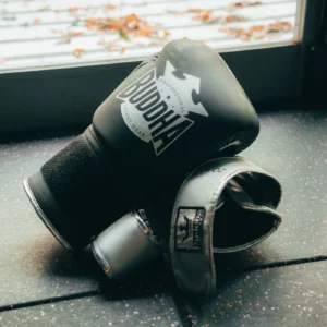 Black microfibre PU strap boxing gloves